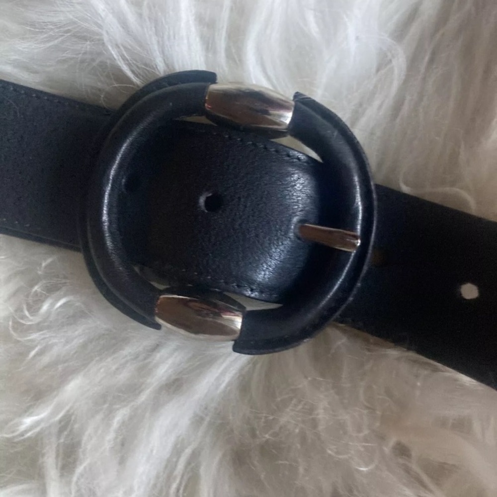 Dolce & Gabbana Black Leather Belt with Silver Buckle